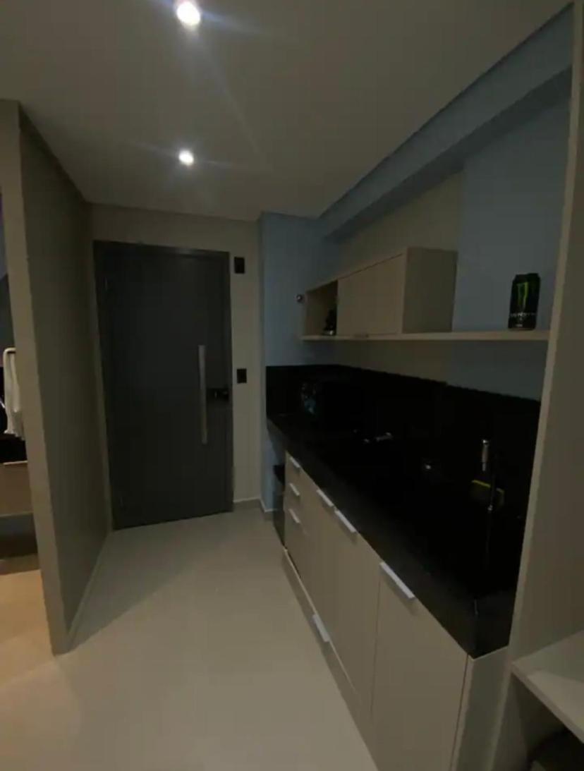 Aparthotel Flat Getone A 20m Da Caribessa